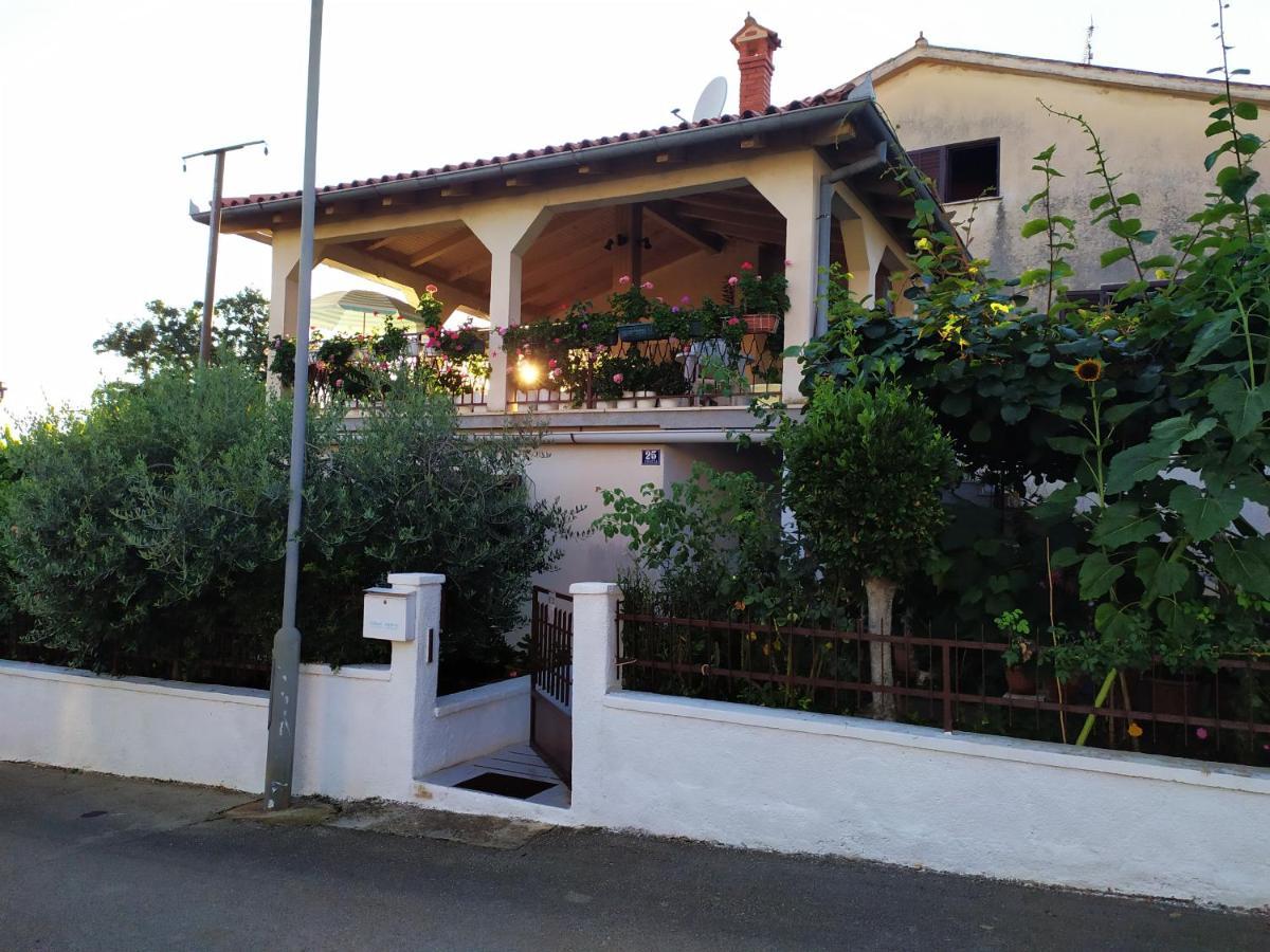 Apartments Gabriela Porec Luaran gambar